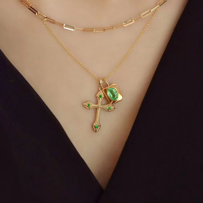 18 Karat Gold Ins Wind Emerald Cross Fashion Necklace Pendant All Diamond Pulseras De Oro 18 K Mujer Cross Crowe Heart Element