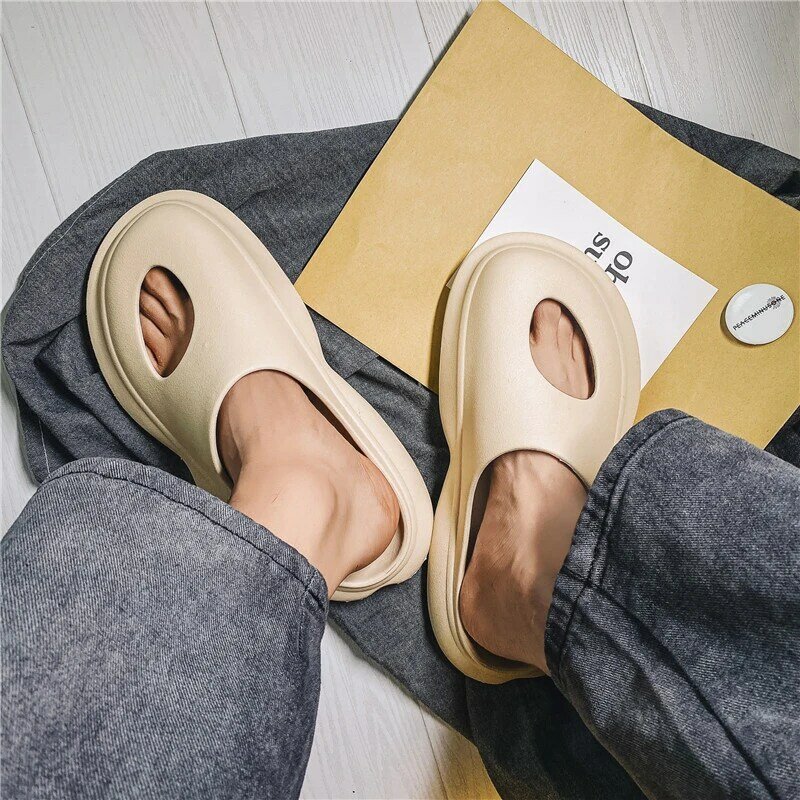 Sandal Pria Musim Panas Desainer Obral Laris Sepatu Kasual Sandal Jepit Sandal Pantai Luar Ruangan Rumah Kamar Mandi Sandal Pasangan EVA untuk Wanita
