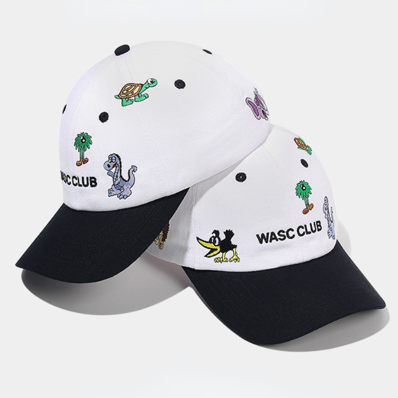 漫画の刺繍が施された女性用野球帽,56-62cm,黒と白の色,動物のモチーフ,ユニセックス