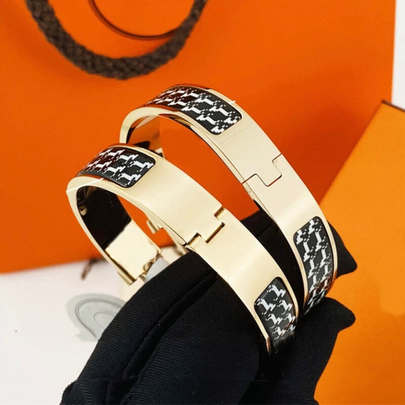 Luxury Women Bracelets Titanium Steel Bracelets Classical Enamel Bracelet For Women Jewelry Women Bracelets Fashion Man Bracelet