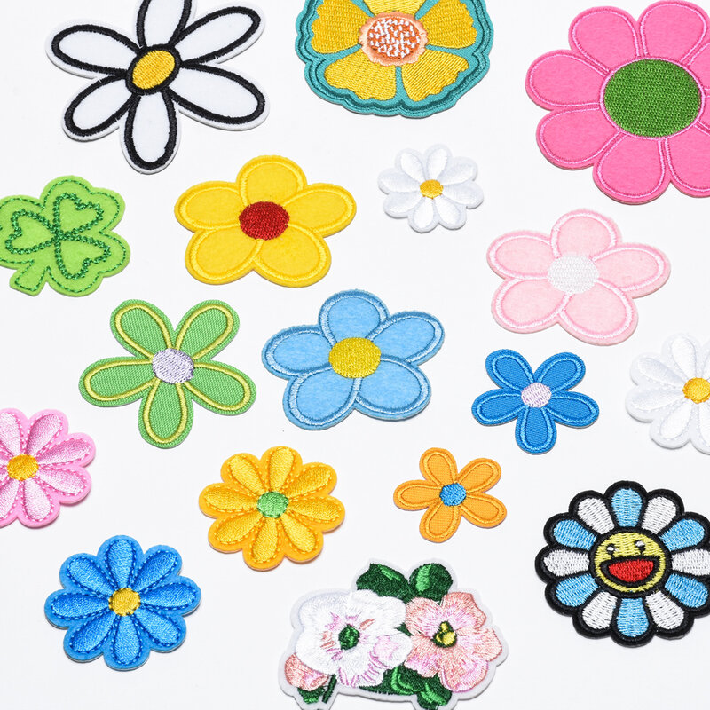 17Pcs Sun ดอกไม้ยิ้ม Series สำหรับบนเสื้อผ้า DIY รีดผ้าบนแพทช์ปักหมวกกางเกงยีนส์ Sew-On แพทช์ Applique Badge