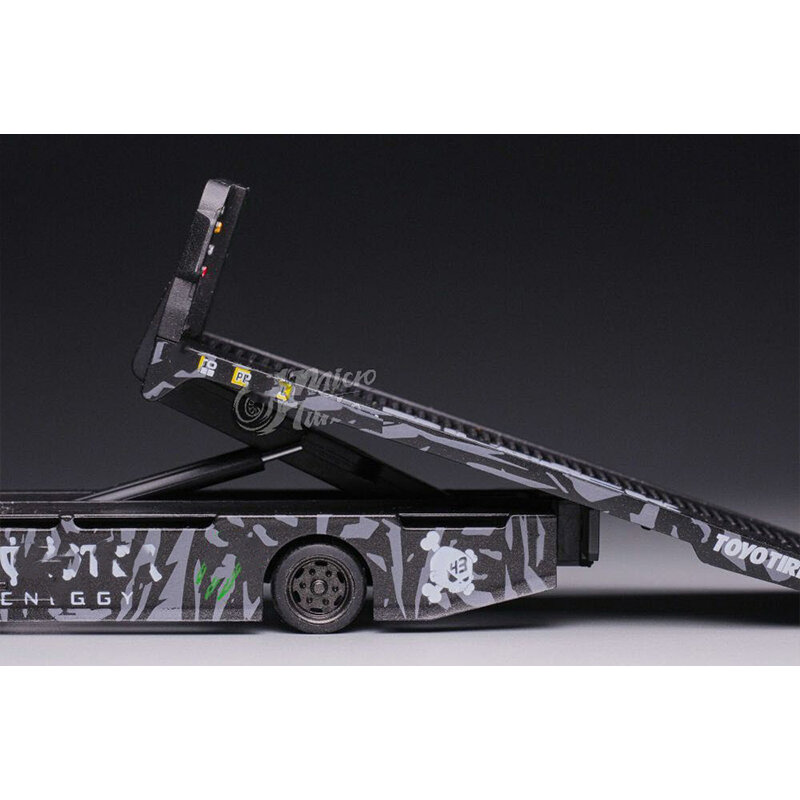 MT In Stock 1:64 Block H300 Custom Flatbed Tow Truck Green Energy Alloy Diorama Car Model Collection Miniature Carros MicroTurbo