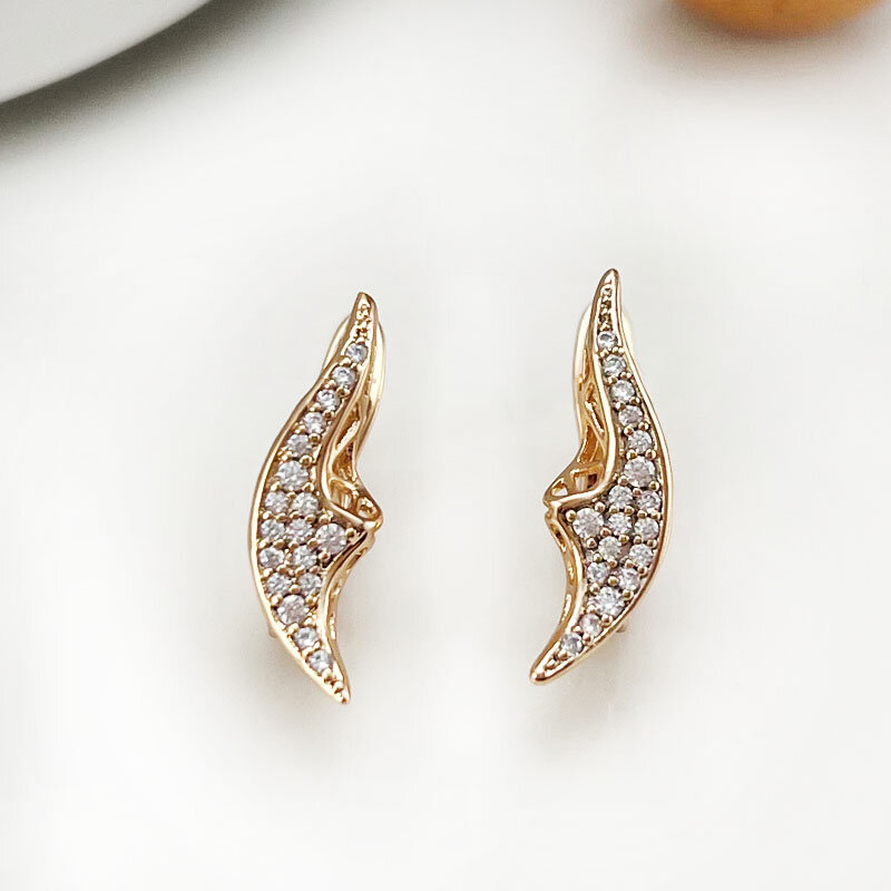 Anting-Anting Warna Emas Mawar Anting-Anting Zirkon Geometris Sederhana Gesper Telinga Perhiasan untuk Wanita