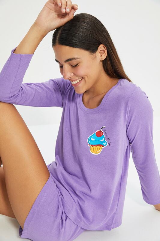 Trendyol Cupcake Printed Knitted Pajamas Set THMAW22PT0030