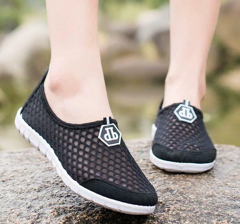 Hot Sale 2022 Ultralight Comfortable Casual Shoes Couple Unisex Summer Mesh Shoes Men Sock Mouth Walking Sneakers Big Size 35-45