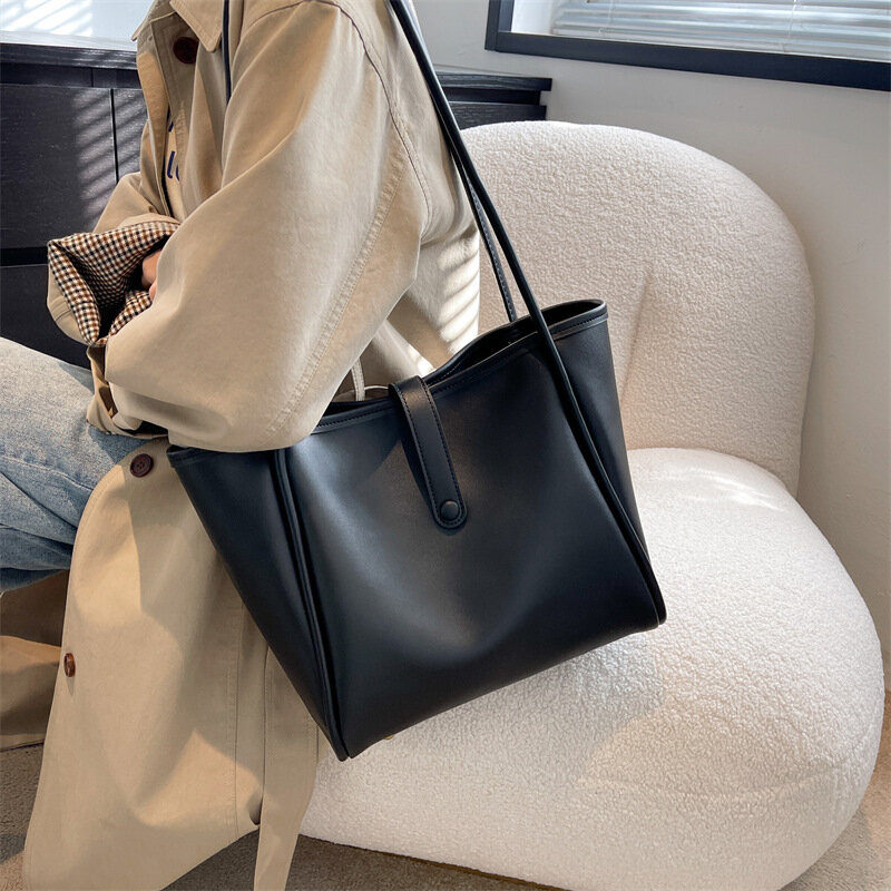 Высококачественная Женская вместительная сумка на плечо, новинка 202, модная осенне-зимняя женская сумка с универсальной текстурой, сумка-то...