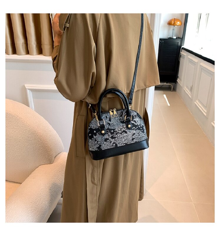 Fashion Women Small Shell Shape Pu Leather Handbag Oil Painting Pattern Crossbody Bag Stylish Retro Shoulder Bag For Ladies
