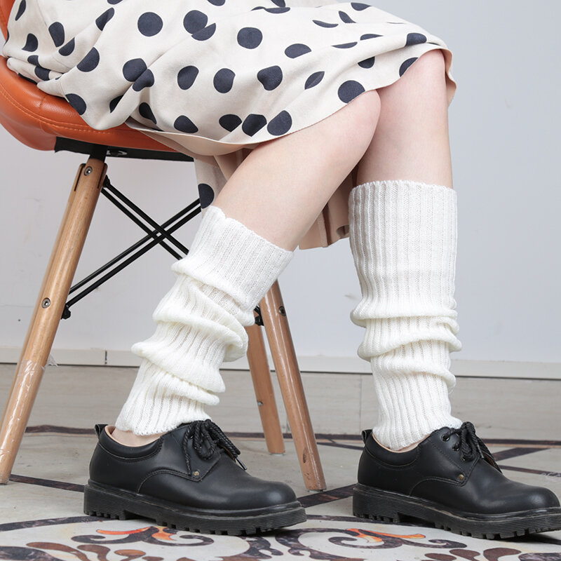 Neue Japanische Lolita Süße Mädchen Bein Wärmer Stricken Socken Wolle Ball Gestrickte Fuß Abdeckung Frauen Herbst Winter Haufen Haufen Socken cosplay