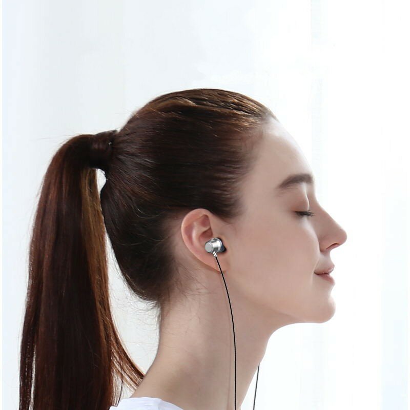 Earphone 3.5Mm Headphone Tipe C Berkabel Earbud Bass Dalam Musik Stereo Headset Bebas Genggam Olahraga Lari dengan Mikrofon Gratis Ongkir