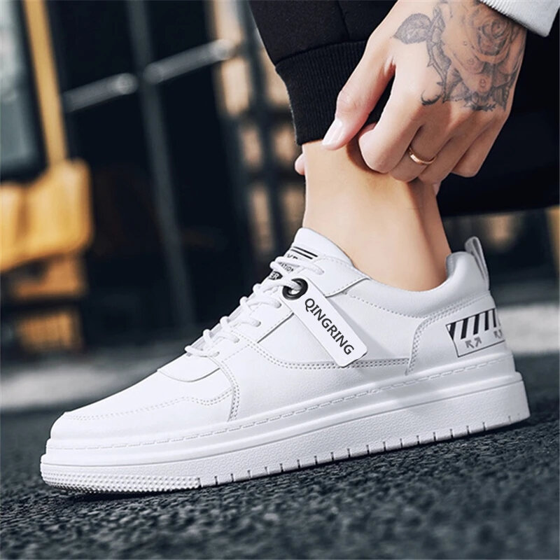Sneakers Putih SEPATU Papan Ringan Cocok untuk Pria Kasual Sepatu Olahraga Siswa Desain Trendi Sepatu Atletik Nyaman