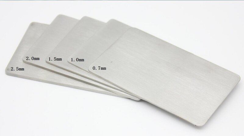 Grueso 0,7mm/1mm/1,5mm/2mm/2,5mm, tarjeta de visita de Metal en blanco de acero inoxidable, tamaño 85x53mm, acabado cepillado mate en ambos lados