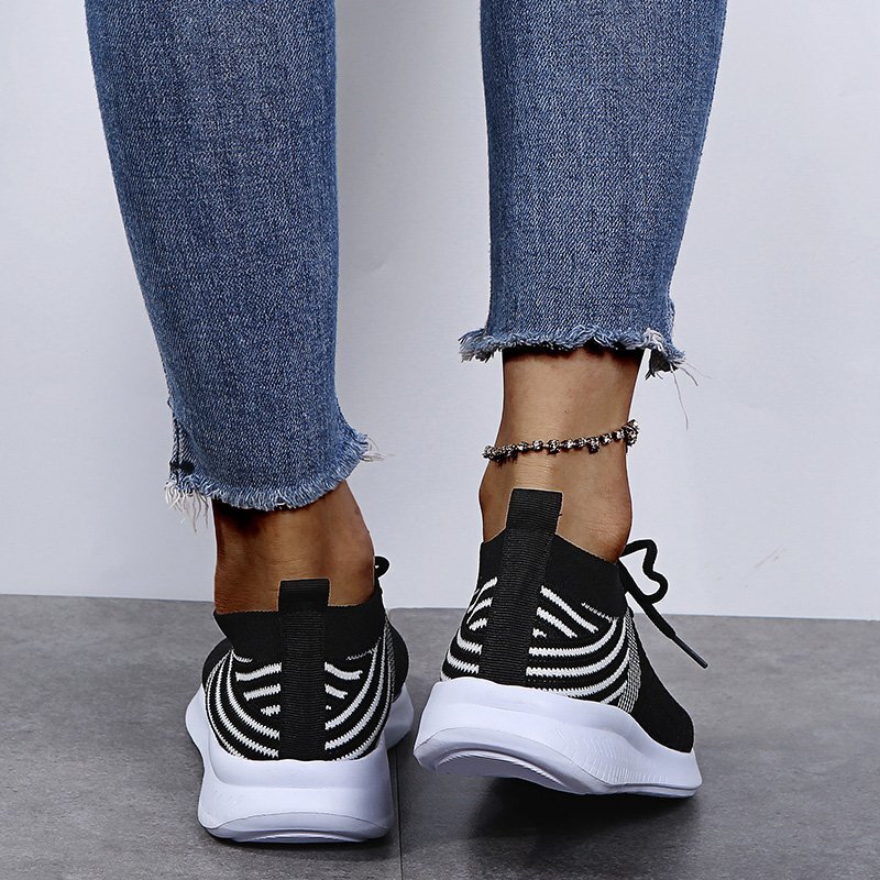Zapatos Deportivos ultraligeros para mujer, zapatillas deportivas de malla transpirable, sin cordones, de moda