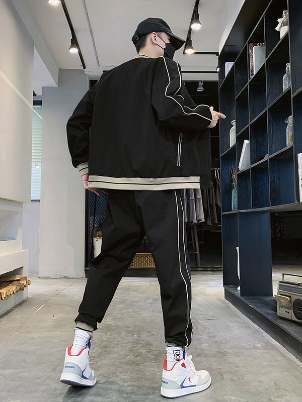 2022 New Spring Black White tuta da uomo Plus Size 5XL Streetwear giacca da Baseball pantaloni 2 pezzi Jogger set abiti sportivi Casual