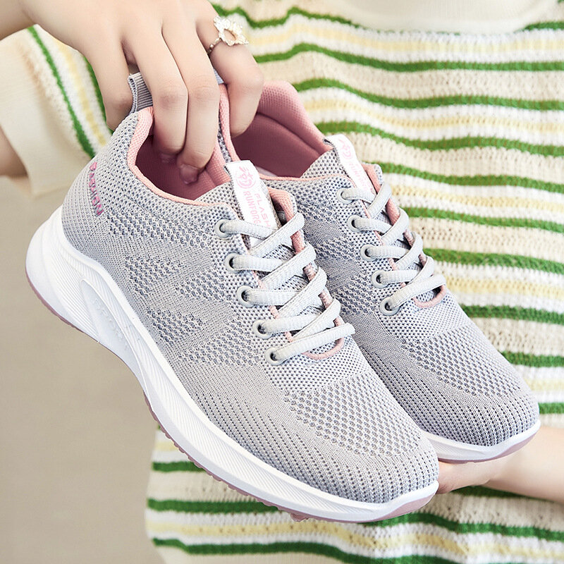 Shoes Women's 2022 Autumn New Breathable Flying Woven Mesh Running Shoes Women's Flat-bottomed Lightweight Soft-soled Sneakers
