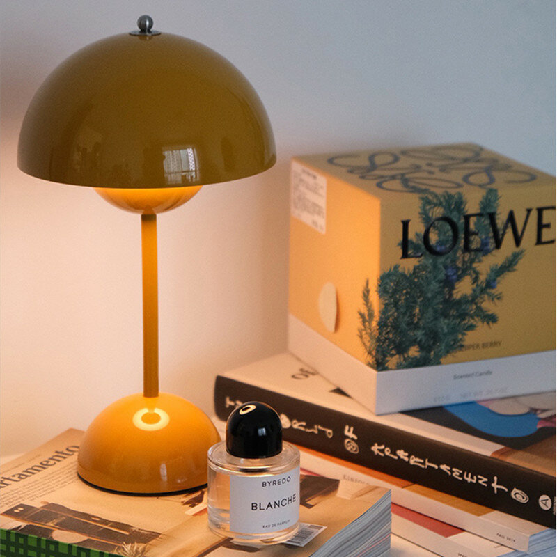 Светодиодная настольная лампа в скандинавском стиле, Настольный светильник с цветами и бутонами, с зарядкой от USB, сенсорный ночник, совреме...