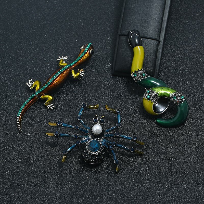 Escarabajos esmalte Pin diamantes de imitación Bugs broche insectos broches y alfileres bufanda bolsa Clip Accesorios