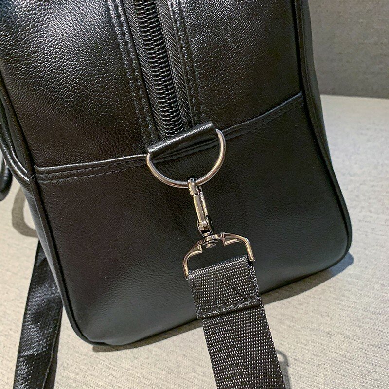 Yilian moda bolsa de viagem 2022 novo único-ombro masculino mochila inclinada grande capacidade bolsa grande lazer moda computador saco
