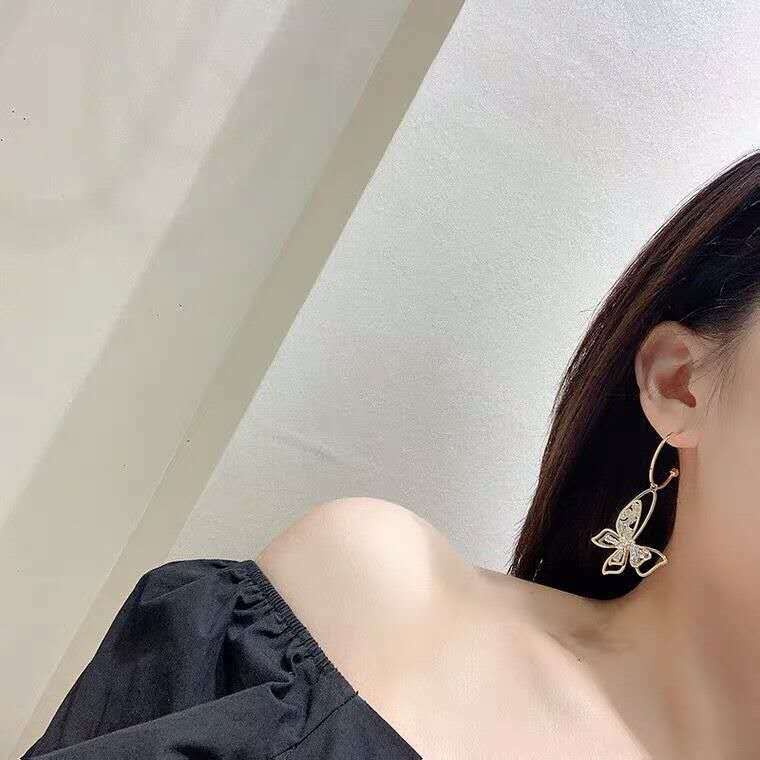 한국어 패션 크리스탈 비대칭 긴 술 나비 귀걸이 925 실버 스터드 귀걸이 귀걸이 여성 2022