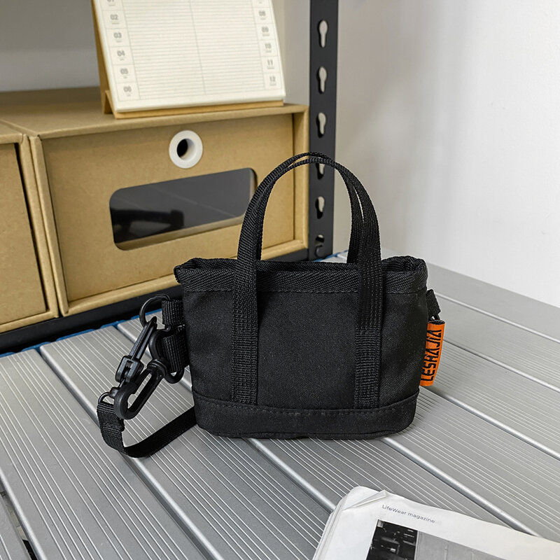 Unisex Nylon Einfarbig Molle Schulter Umhängetasche Dame Casual Zipper Trend Mode Luxus Marke Designer Handtaschen