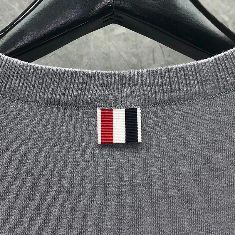 Ttb thom-ユニセックスファッションブランドの服,刺繍入りの生地,縞模様,半袖,夏のスウェットシャツ