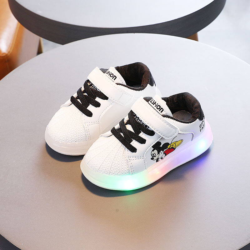 Disney dzieci obuwie świecące buty LED chłopcy dziewczęta trampki trener dla dzieci dzieci Tenis Cartoon Minniemickey Mouse Sneaker