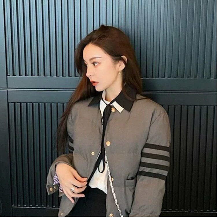 Jaqueta de algodão curta para mulher TB, versão coreana, fina, gola redonda, casaco de pão, espessada, pequena, inverno, 2022