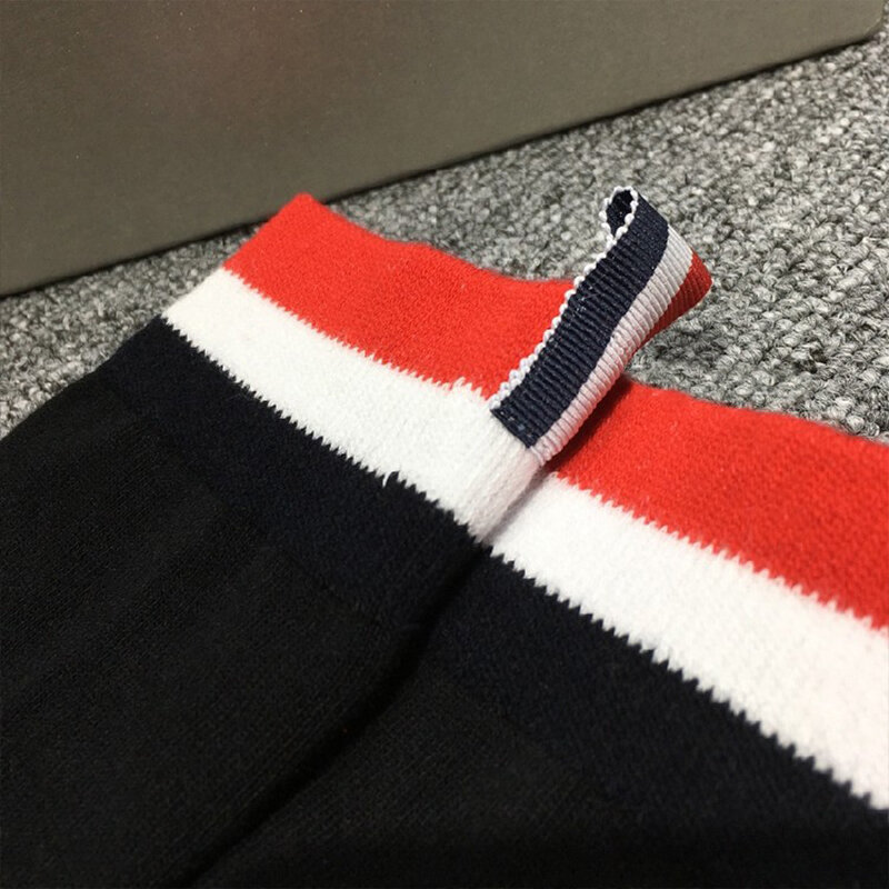 Tb thom 4 pares meias masculinas moda marca feminina meias de algodão clássico listrado branco meias primavera outono casual tripulação meias