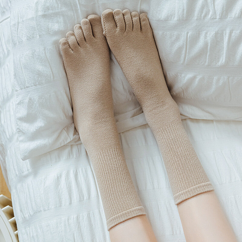 Cinco meias de dedo do pé cor sólida meias femininas invisíveis meias respiráveis macias japonesas cor sólida cinco dedo meia