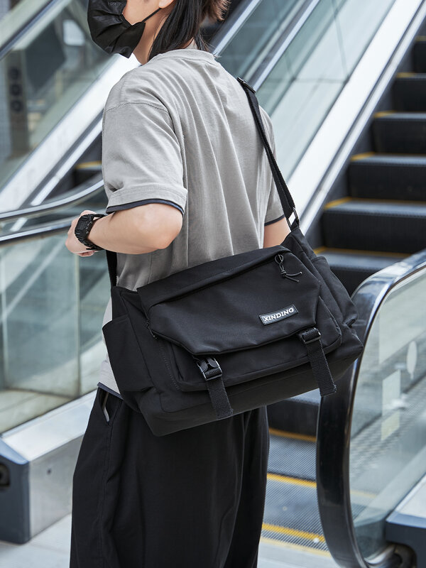 Novo design masculino sacos de mensageiro oxford respirável verão moda tendência para adolescentes commuter masculino crossbody saco