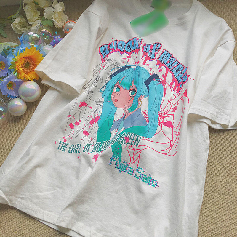 Женская свободная футболка, летняя одежда, футболка оверсайз с двухмерным принтом из японского аниме, топы с круглым вырезом и коротким рук...