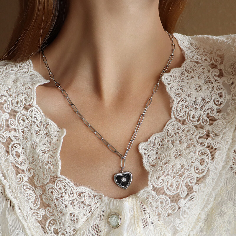 Heart of Spades Pendant Heart Necklace Stainless Steel Women Jewelry Cute Heart Shape Necklace Girl Gift Hot