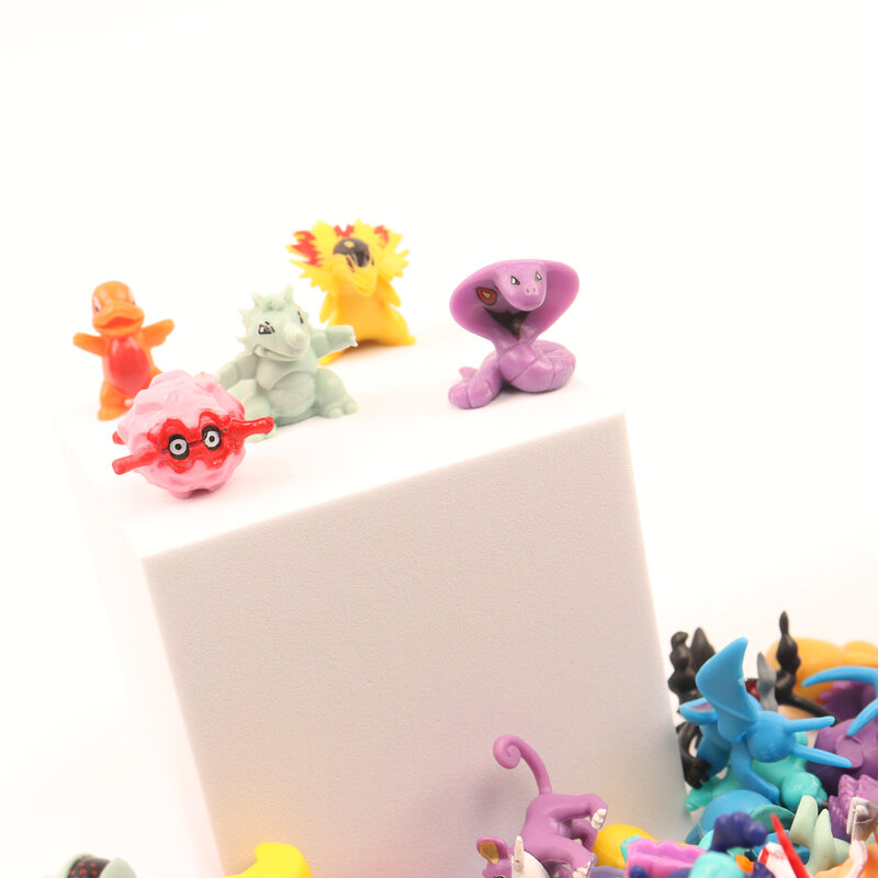 24-144 PCS Pokemon regalo regalo di compleanno Action Figure Toys Genuine Pikachu Anime Figure Pokemon Toys For Children