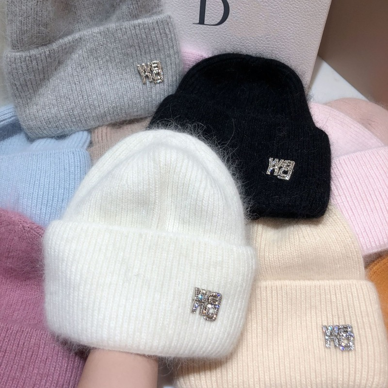 Designer Real Rabbit Fur Beanies Winter Hat for Woman Luxury Rhinestones Letter Knit Bonnet Lady Autumn Winter Warm Skullies Cap