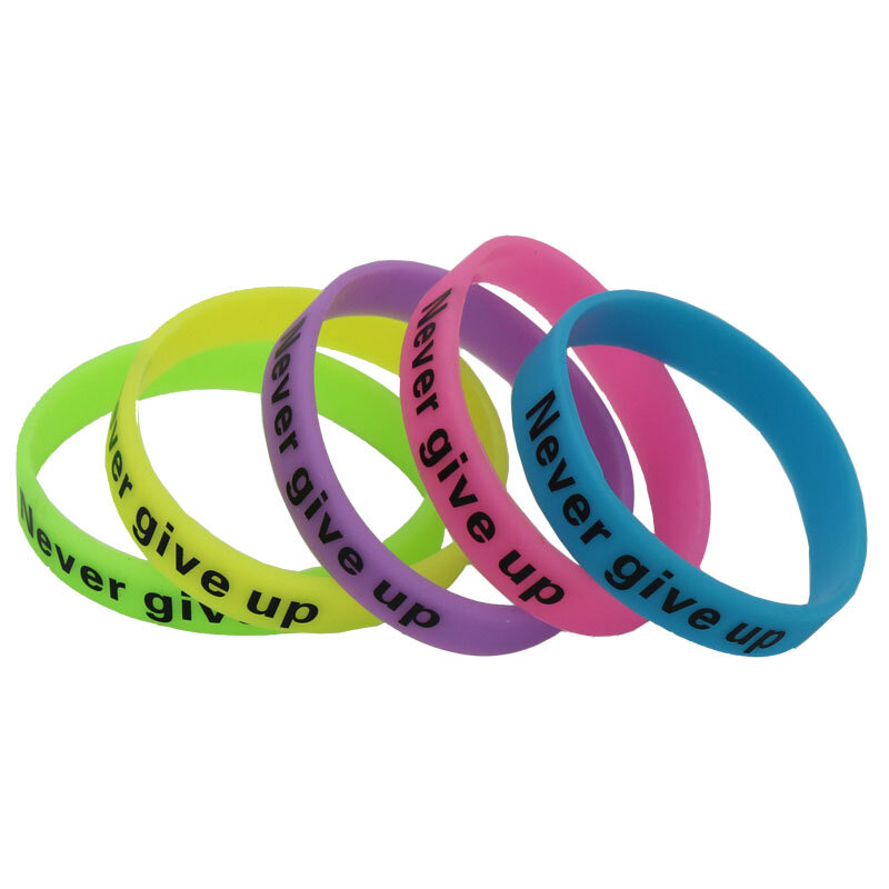 1PC Never Give Up Glow In Dark Silicone Rubber Elasticity Sport Wristband Print Unisex Cuff Sport Bracelet Candy Color SH095