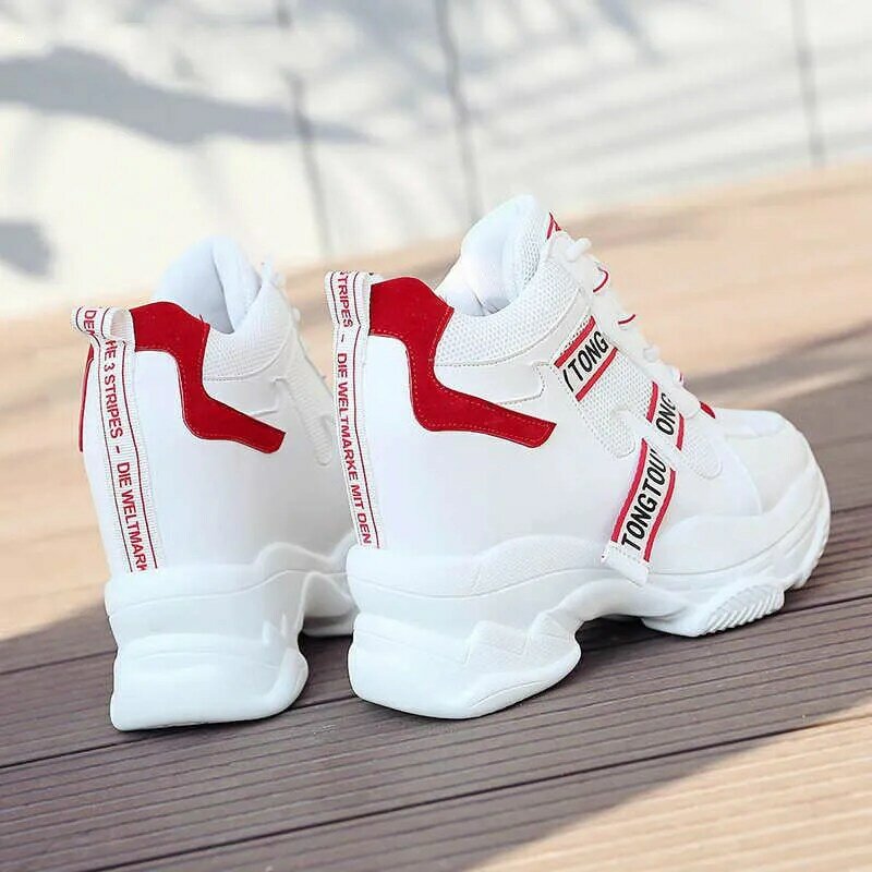 2020 branco na moda sapatos femininos de alta qualidade sapatilhas femininas plataforma tornozelo botas cesta femme chaussures femmes altura aumento sapatos