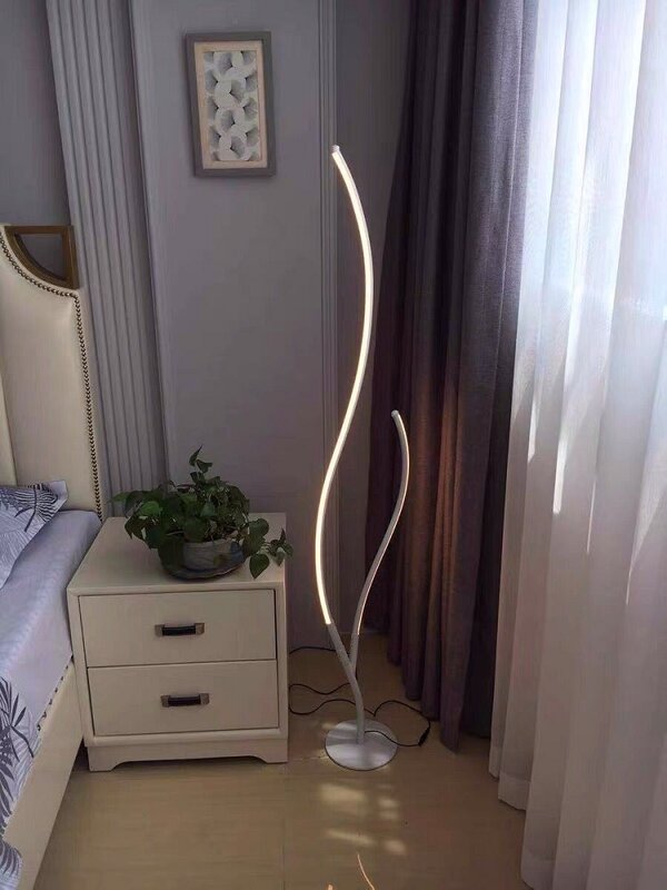 Lámpara de pie LED de diseño moderno, luz Vertical nórdica Simple para sala de estar, dormitorio, estudio, de aluminio negro/blanco