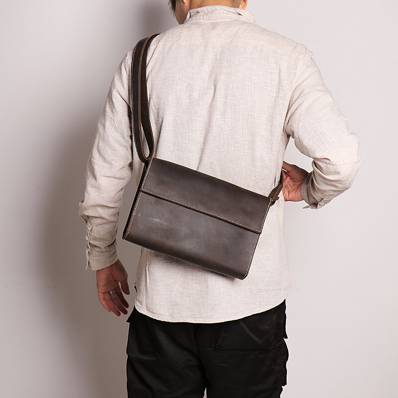 Vintage moda masculina horizontal mensageiro saco forro poliéster algodão flip sling saco de couro genuíno casual bolsa de ombro para homem