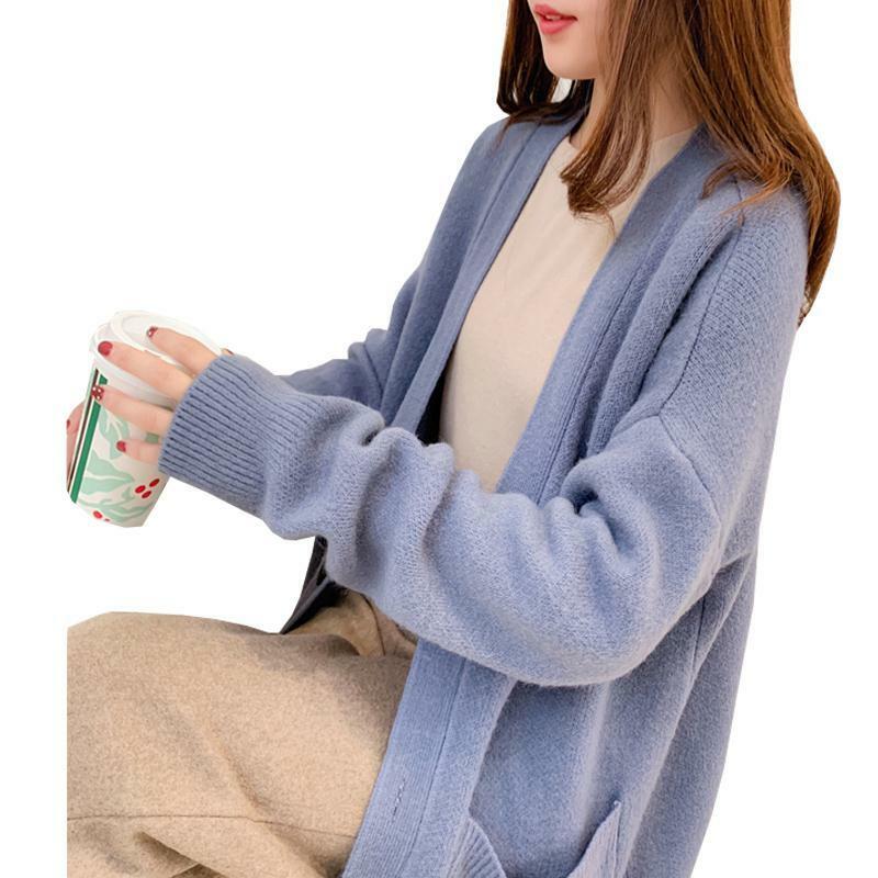 女性のカジュアルなVネックセーター,シンプルでルーズなニット,秋冬,韓国の暖かいカーディガン