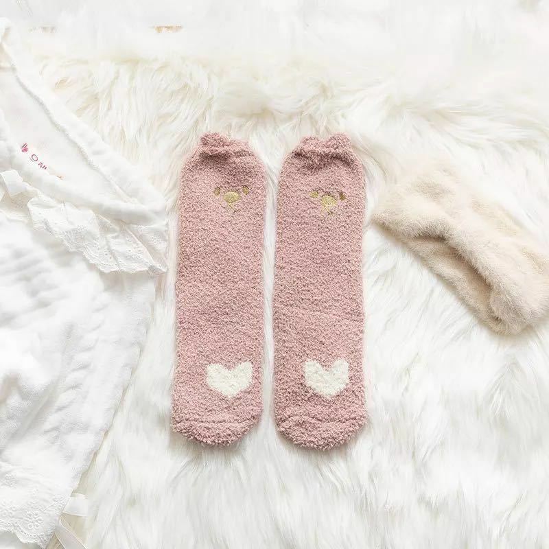 Women's Cotton Thickening Cashmere socks for women ladie Love Fluffy girl Breathable Warm Casual short sock female women Art sox