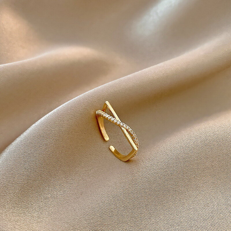 Eenvoudige Stijlvolle Meisjes Vinger-Ringen Voor Party Dagelijkse Slijtage Mode Accessoires Gouden Kleur Ring Statement Sieraden