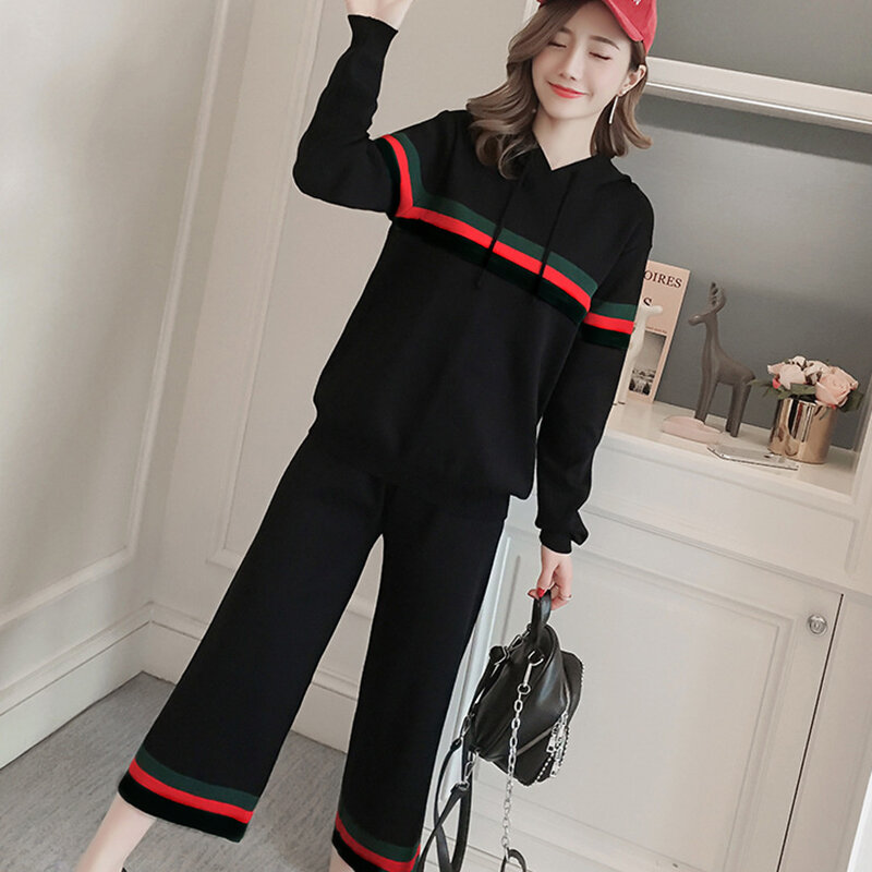 Women Striped Suit Tops And Pants Luxury Color Female Clothes Soft Korea Render Slim Tight Sport Fashion New Wholesale Dress