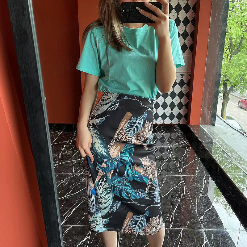 Fashion Print 2022 Summer Women Skirts  Casual Style Knee-Length Pencil Dress Suitable For Travel Party Beach