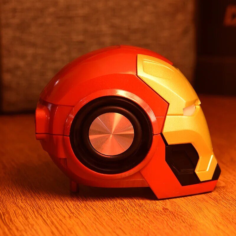 Iron Man Helmet Wireless Bluetooth Audio Mini Gift Subwoofer Mobile Phone Card Can Be Inserted Creative Iron Man Speaker