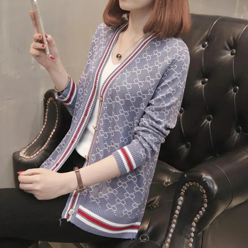 Korean Fashion V-Neck Single Breasted Sweater Cardigan Spring Autumn Long Sleeve Women Vintage Knitted Jacket Trend Printing