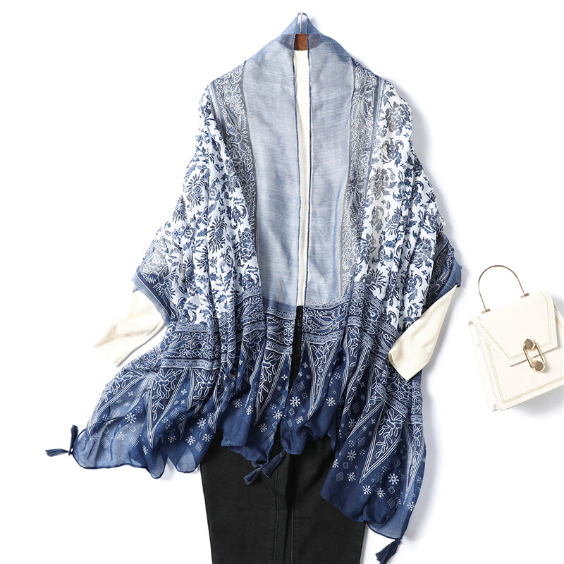 Женский хлопковый хиджаб, модный Печатный синий женский мусульманский платок-бандана, пляжные палантины, шарфы с кисточками, фуляр 2022