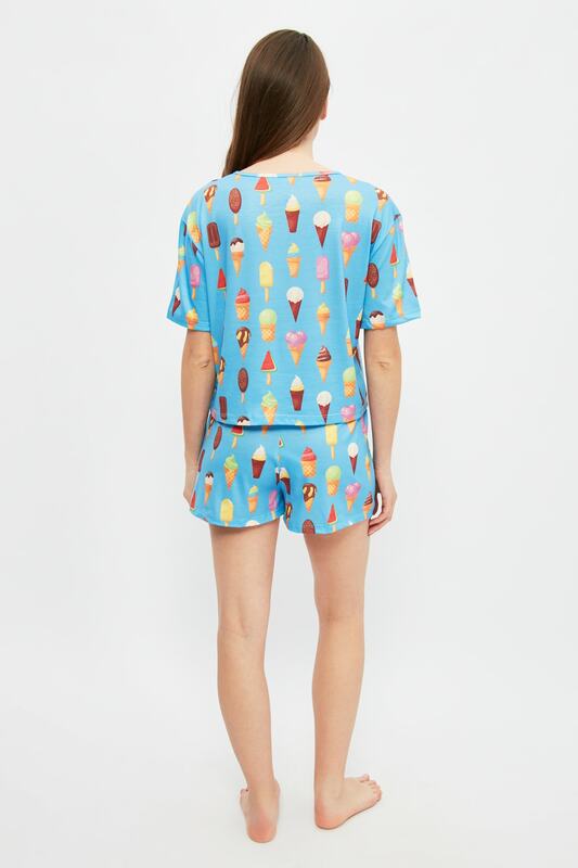 Трикотажная пижама с принтом Trendyol THMSS21PT1076
