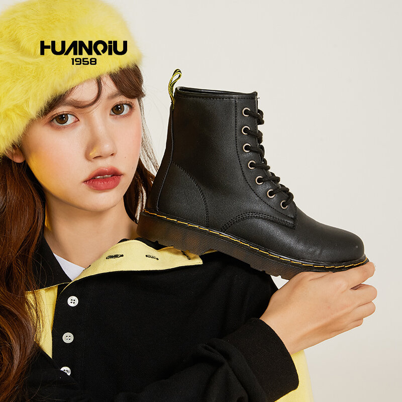 HUANQIU Leather Boots Women 2022 Fashion High-top  and Heighten the Sole Breathable and Comfortable High Quality Walking Shoes
