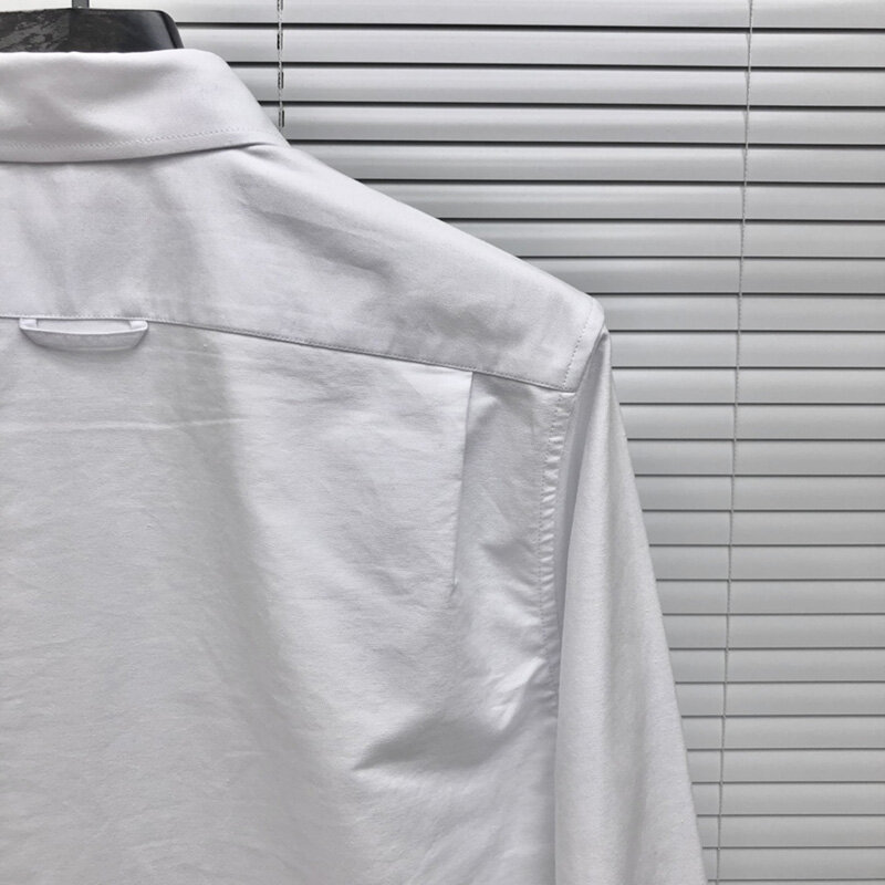 TB THOM الرجال أكسفورد القماش العلامة التجارية الشهيرة قميص مصمم مخطط التباين قمصان المرأة الترفيه قمصان مربعة النقش الفاخرة شارة TB
