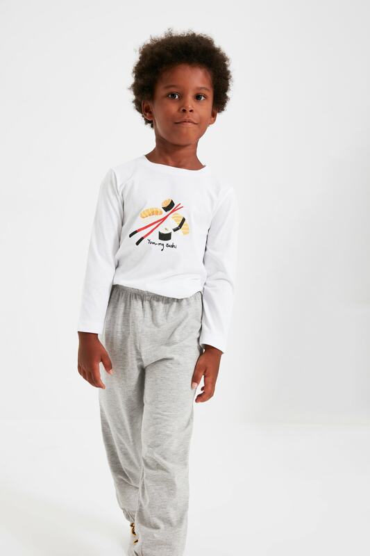 Trendyol-Conjunto de pijama de punto para hombre y niño, estampado, TKDAW22PT0065
