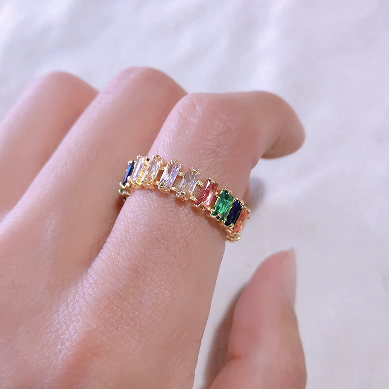 UILZ 2022 New Trendy Elegant Zirconia Rings for Women Colorful CZ Crystal Party Hot Sale Zircon Rings Female Anniversary Jewelry